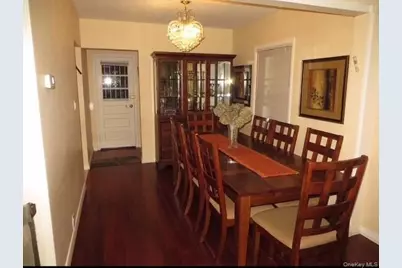 166-12 Union Turnpike, Fresh Meadows, NY 11366 - Photo 5