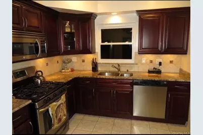 166-12 Union Turnpike, Fresh Meadows, NY 11366 - Photo 3