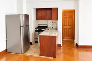 140 W 71st St, New York, NY 10023 - Photo 25