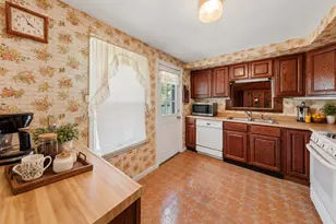 401 Ruskey Ln, Hyde Park, NY 12538 - Photo 13