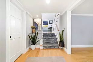 195 N Utica Ave, Massapequa, NY 11758 - Photo 5