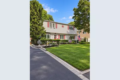 724 Sandra Avenue, West Islip, NY 11795 - Photo 1