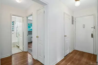 57 Columbus Avenue #2B, West Harrison, NY 10604 - Photo 3
