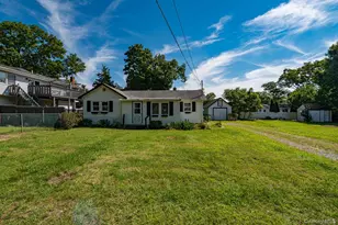 67 Joseph Pl, Nesconset, NY 11767 - Photo 17