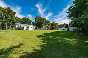 67 Joseph Pl, Nesconset, NY 11767 - Photo 15