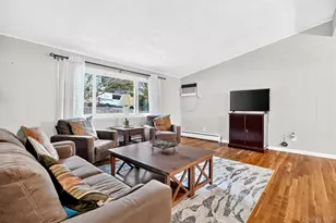 23 Howard Ave, Valhalla, NY 10595 - Photo 7
