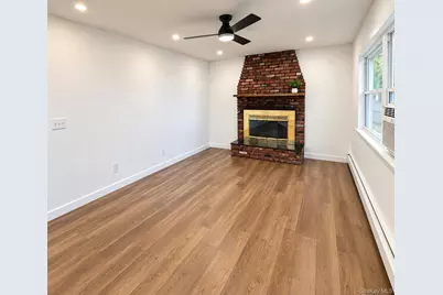 2602 Knickerbocker Avenue, Medford, NY 11763 - Photo 13