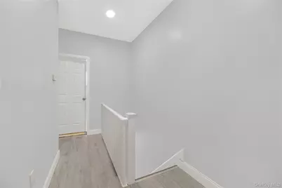 1893 Longfellow Avenue, Bronx, NY 10460 - Photo 23