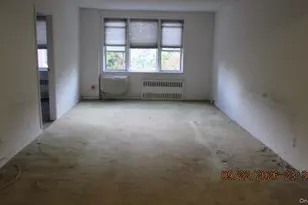 4 Sadore Ln, Yonkers, NY 10710 - Photo 3