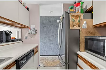 219 Admiral Lane #2219H, Bronx, NY 10473 - Photo 17