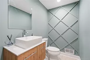 8 Target Rock Rd, Lloyd Harbor, NY 11743 - Photo 15