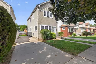 85-48 257th St, Floral Park, NY 11001 - Photo 1
