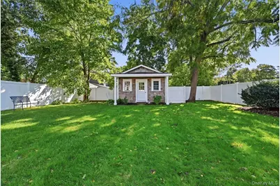 354 Middle Road, Bayport, NY 11705 - Photo 39