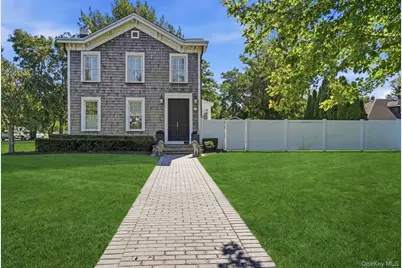 354 Middle Road, Bayport, NY 11705 - Photo 3