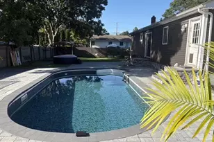 108 Floyd Rd, Shirley, NY 11967 - Photo 3