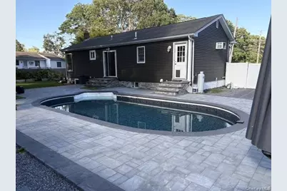 108 Floyd Road, Shirley, NY 11967 - Photo 17