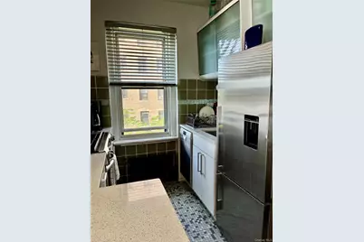 250 Cabrini Boulevard #4A, New York, NY 10033 - Photo 11