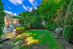 455 Morris Ave, Rockville Centre, NY 11570 - Photo 19
