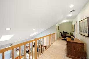13 Hancock Ct, Coram, NY 11727 - Photo 21