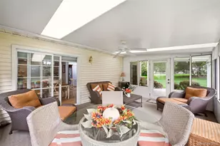 13 Hancock Ct, Coram, NY 11727 - Photo 25