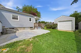 21 Independence Ave, Babylon, NY 11702 - Photo 19