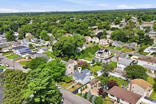 21 Independence Ave, Babylon, NY 11702 - Photo 23
