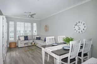 75 East Hoffman Ave, Lindenhurst, NY 11757 - Photo 3
