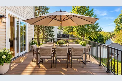 173 Pembrook Drive, Yonkers, NY 10710 - Photo 11