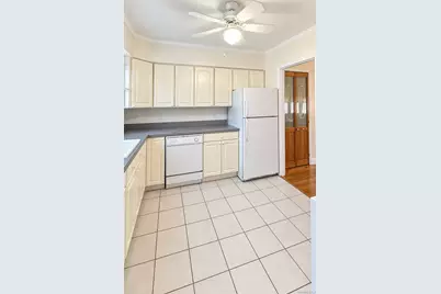 173 Pembrook Drive, Yonkers, NY 10710 - Photo 3