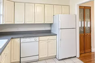173 Pembrook Dr, Yonkers, NY 10710 - Photo 3