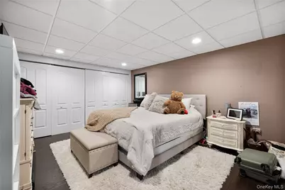 20 Millennium Court, Bohemia, NY 11716 - Photo 23