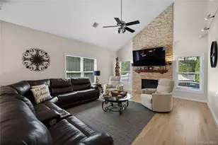20 Millennium Ct, Bohemia, NY 11716 - Photo 11
