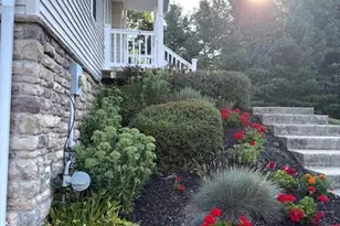 1402 Pondview Loop, Wappingers Falls, NY 12590 - Photo 3