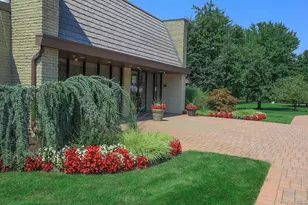 403 Cabot Ct E, Saint James, NY 11780 - Photo 17