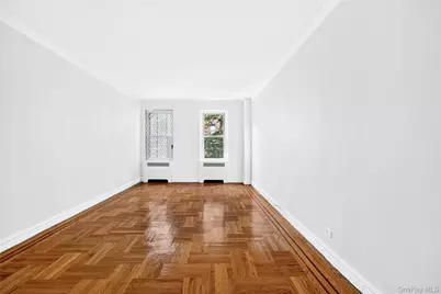 601 Pelham Parkway N #315, Bronx, NY 10467 - Photo 15
