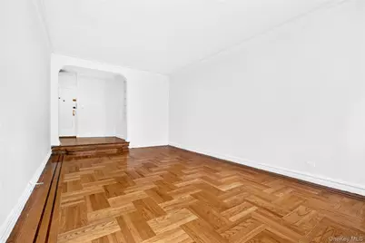 601 Pelham Parkway N #315, Bronx, NY 10467 - Photo 17