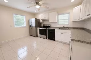 1 Arnold St, Hicksville, NY 11801 - Photo 3
