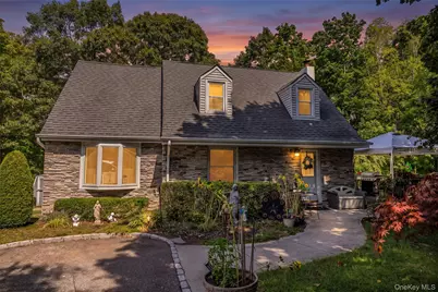 73 Ridgewood Avenue, Selden, NY 11784 - Photo 15