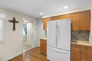 73 Ridgewood Ave, Selden, NY 11784 - Photo 11