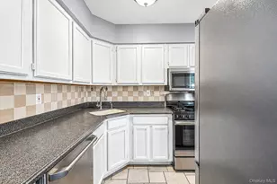 147 Fairview Cir, Middle Island, NY 11953 - Photo 13