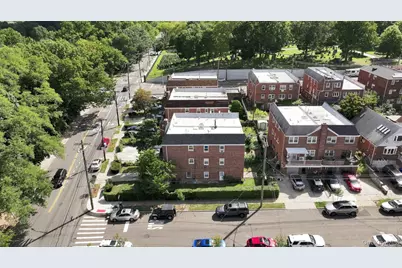 16302 Booth Memorial Avenue, Fresh Meadows, NY 11365 - Photo 5