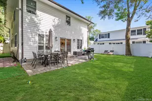 9 The Promenade, Glen Head, NY 11545 - Photo 19