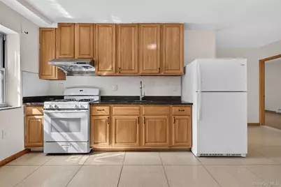 11245 39th Avenue #1E, Corona, NY 11368 - Photo 5