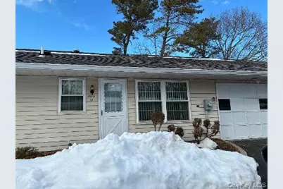 353 Woodbridge Drive #D, Ridge, NY 11961 - Photo 1