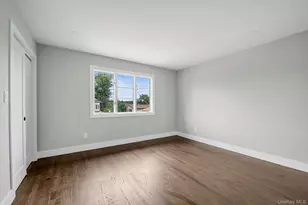 5 Linwood Rd N, Port Washington, NY 11050 - Photo 7
