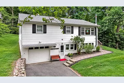 10 Woodycrest Trail, Monroe, NY 10950 - Photo 1