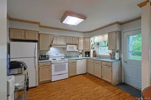 10 Woodycrest Trail, Monroe, NY 10950 - Photo 17