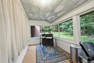 2064 N Country Rd, Wading River, NY 11792 - Photo 29
