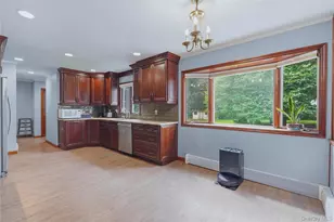 27 Bobolink Ln, Salt Point, NY 12578 - Photo 9