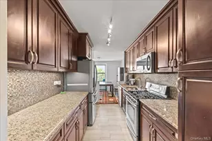 555 Kappock St, Bronx, NY 10463 - Photo 9